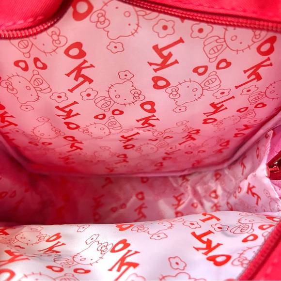 🍓(HK319) Hello Kitty Adorable 6-Piece Strawberry Bundle! - Picture 5 of 14